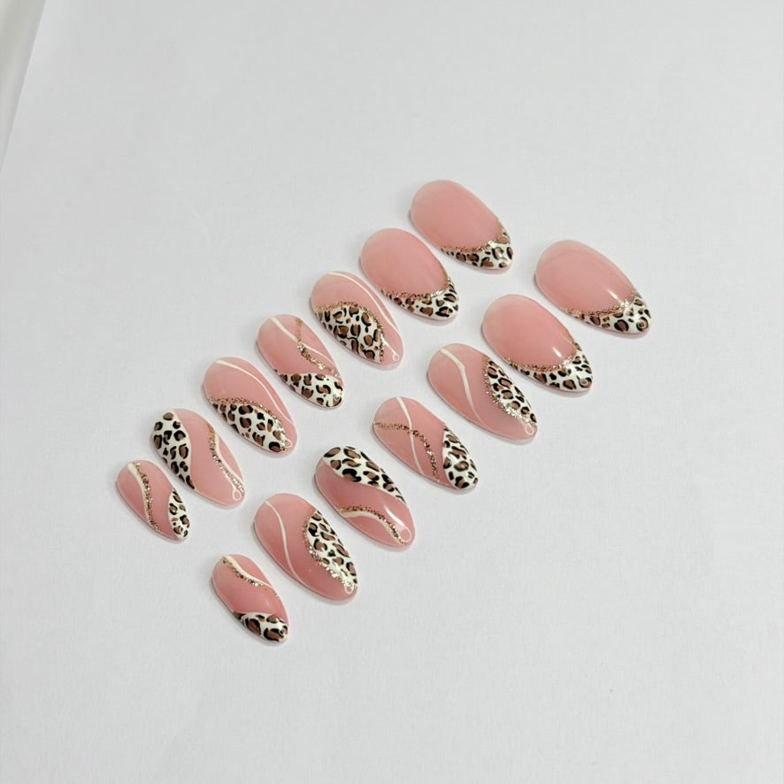 Leopard nails