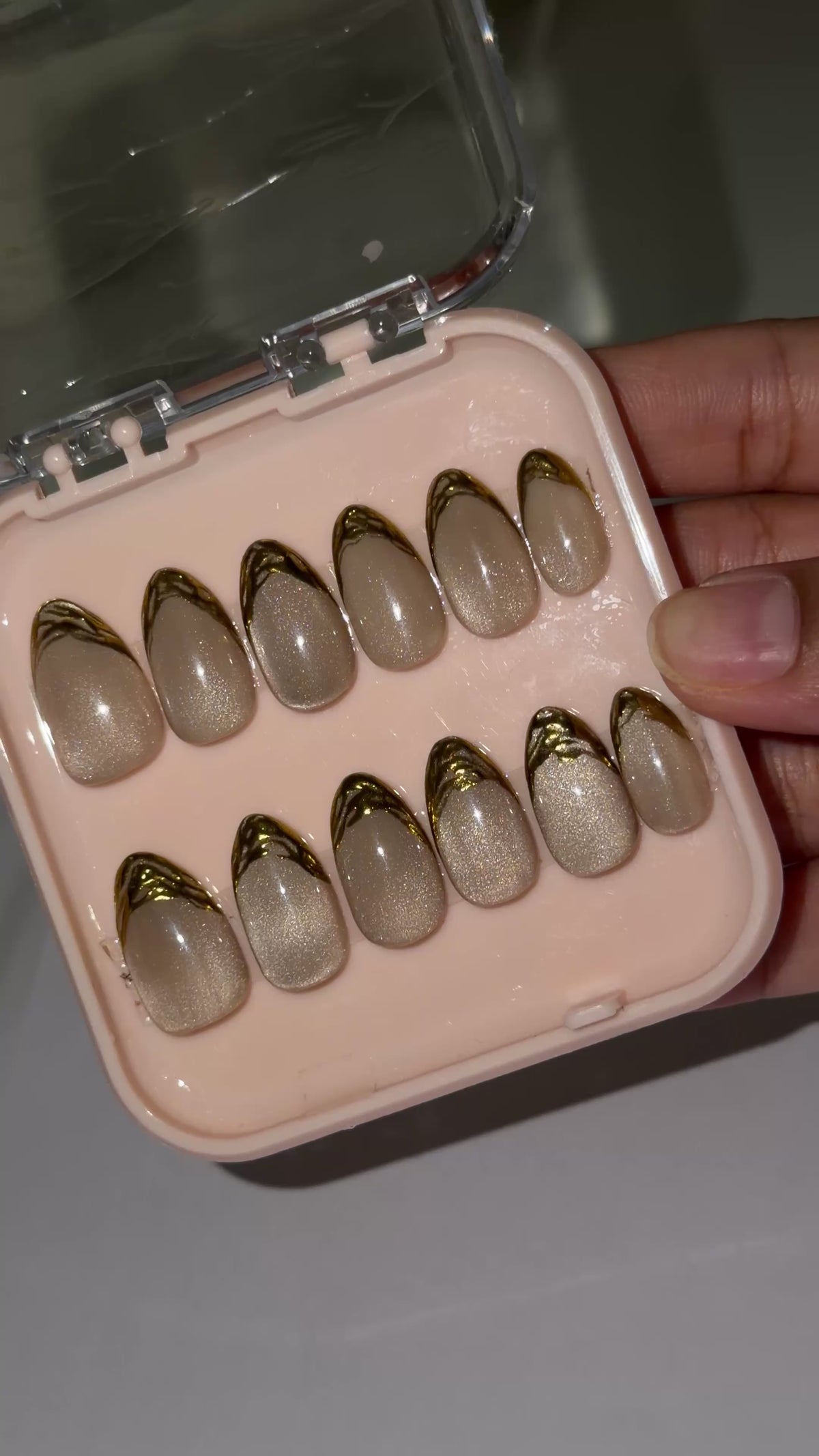 Cat eye with 3-D Chrome french