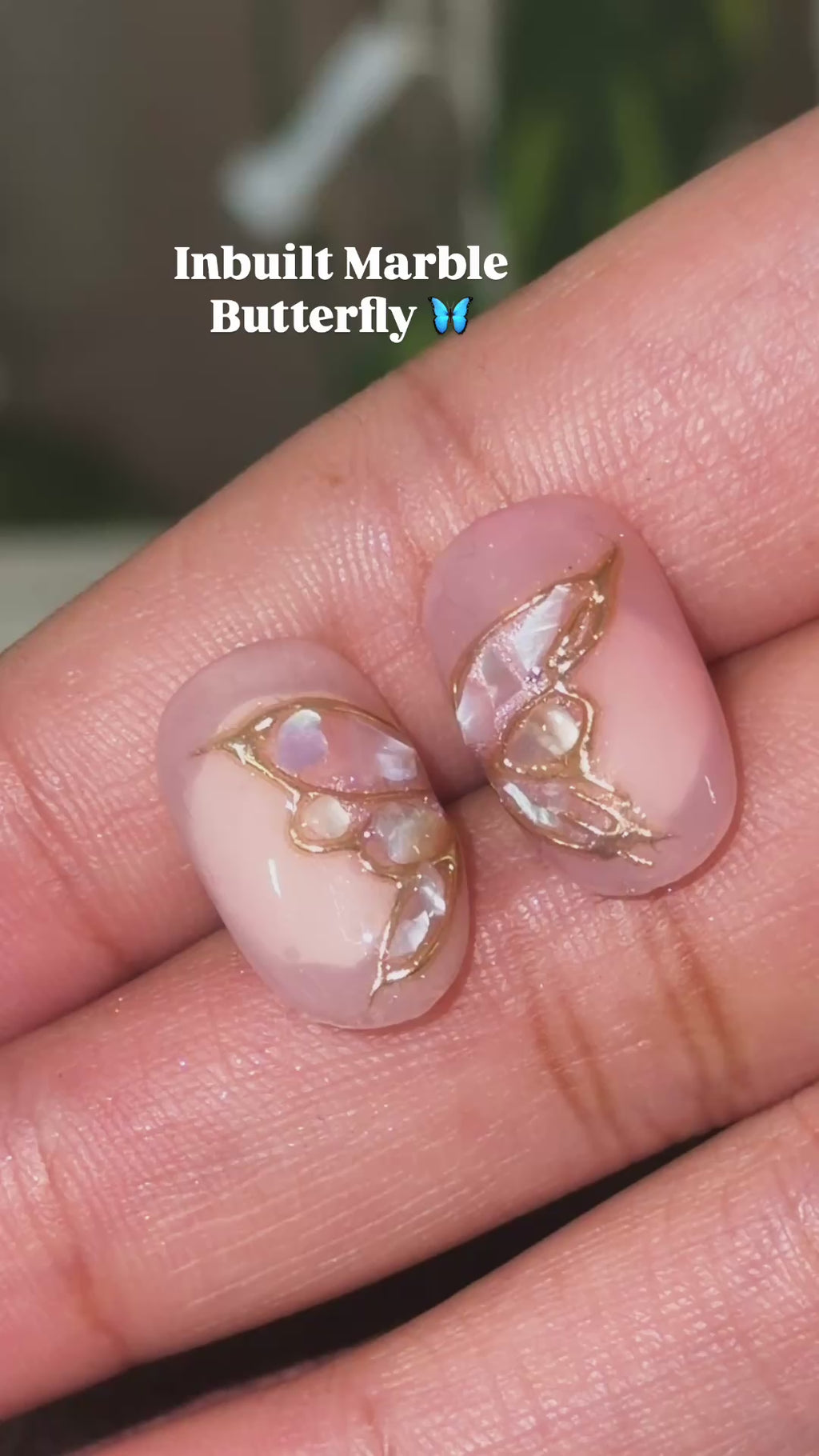 Cat-eye with in-built Marble Butterfly